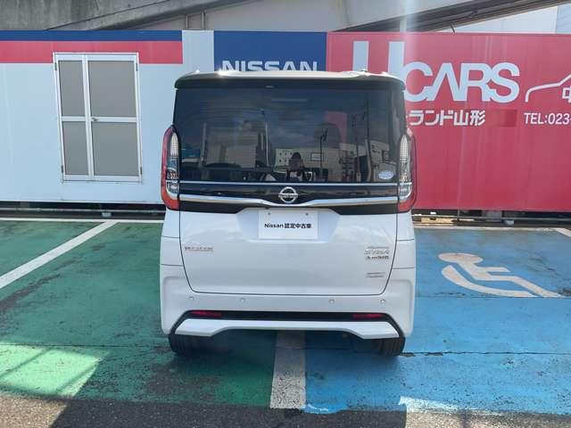 ルークス ６６０　ハイウェイスターＸ　４ＷＤ　９インチ純正ナビ　片側電動スライドドア（12枚目）