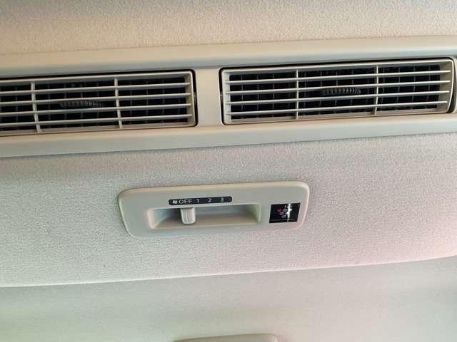 ルークス ６６０　ハイウェイスターＸ　４ＷＤ　９インチ純正ナビ　片側電動スライドドア（17枚目）