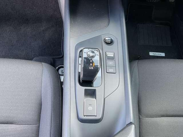 ノート S FOUR 9インチ純正ナビ シートヒーター USB(17枚目)