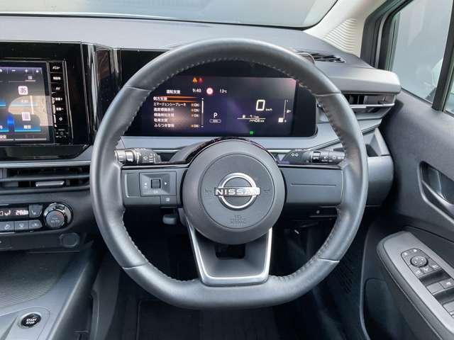 ノート S FOUR 9インチ純正ナビ シートヒーター USB(18枚目)