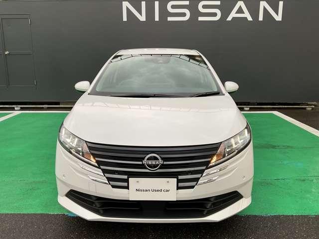 ノート １．２　Ｘ　ＦＯＵＲ　４ＷＤ　９インチ純正ナビ　シートヒーター　ＵＳＢ（8枚目）