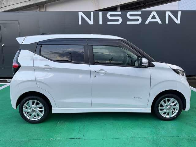 デイズ 660 ハイウェイスターX 4WD 9インチ純正ナビ アラウンドビューM USB(8枚目)