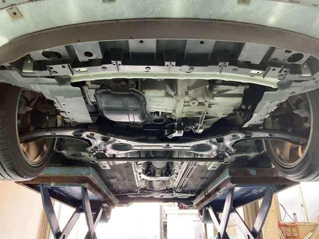 ノート １．６　ＮＩＳＭＯ　Ｓ　ＭＴ車　社外ナビ　バックカメラ（4枚目）