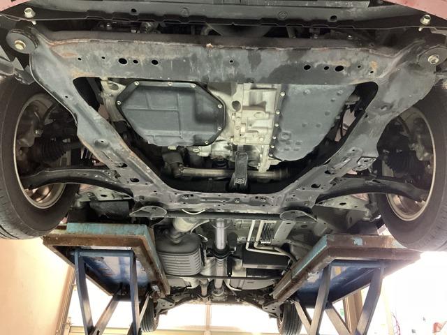 セレナ 2.0 ハイウェイスター 4WD 純正ナビ プロパイ ETC 後席モニター(9枚目)