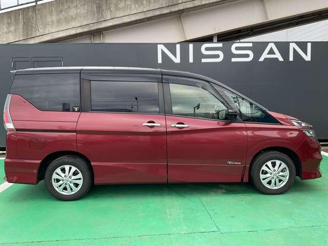 セレナ 2.0 ハイウェイスター 4WD 純正ナビ プロパイ ETC 後席モニター(11枚目)