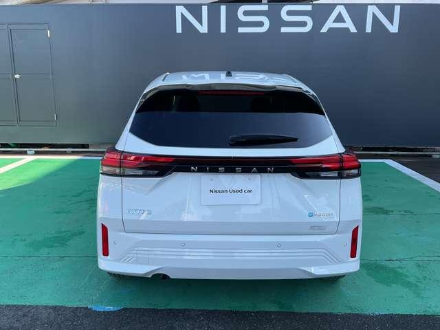 ノート １．２Ｓ　ＦＯＵＲ　４ＷＤ　９インチ純正ナビ　シートヒーター　ＵＳＢ（11枚目）