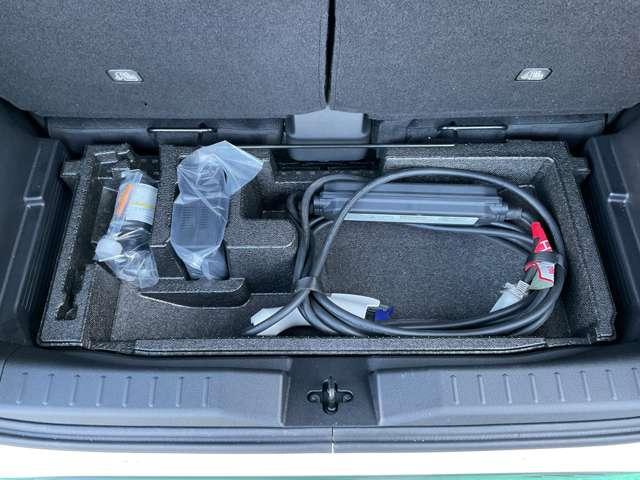 サクラ X 9インチ純正ナビ ドラレコ ETC TVキット(9枚目)