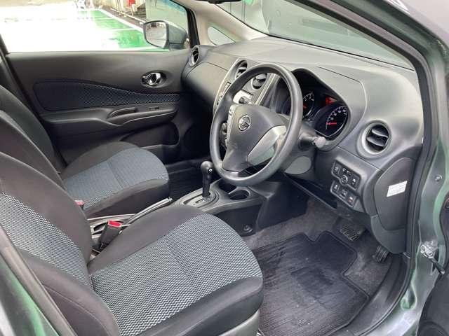 �X�ܓW����ɂ��펞�I�肷����̂��N���}�𑽐��W�����Ă���܂��̂ŁA���Б����^��ŉ�����