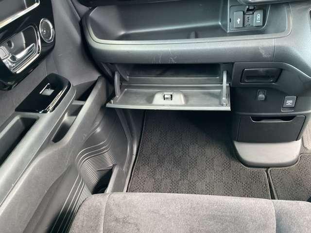 N-BOXカスタム カスタム 660 L 純正ナビ バックカメラ ドラレコ(30枚目)