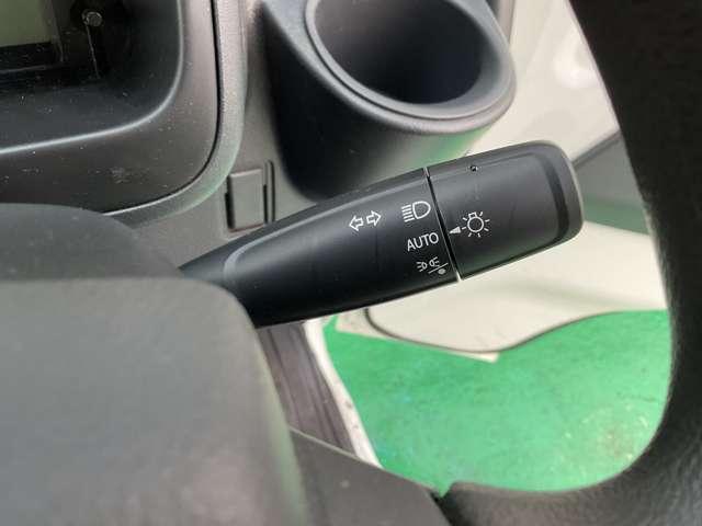 NT100クリッパートラック 660 DX 4WD AM/FMラジオ MT車(11枚目)