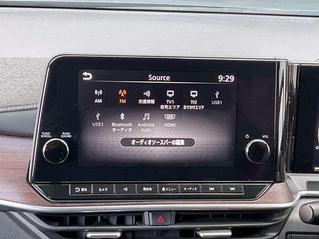 �X�C���`�����i�r�Q�[�V�����t���A�s���������Ɉē����Ă���܂��B�a�����������������Ōg�јA���ł̉��y�Đ����\�ł���