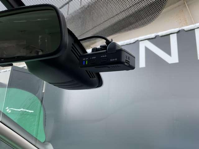 セレナ 1.2 e-POWER ハイウェイスター V 防水シート 純正ナビ プロパイ ETC(6枚目)