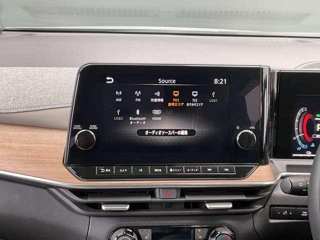 �X�C���`�����i�r�Q�[�V�����t���A�s���������Ɉē����Ă���܂��B�a�����������������Ōg�јA���ł̉��y�Đ����\�ł���