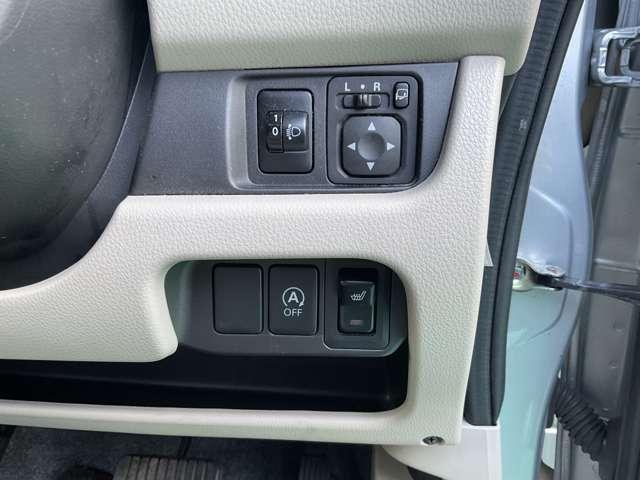 �T�C�h�~���[�̒�����A�C�h�����O�X�g�b�v�̃I�t�{�^���A�V�[�g�q�[�^�[�X�C�b�`�͂�����i�O�O�j�^