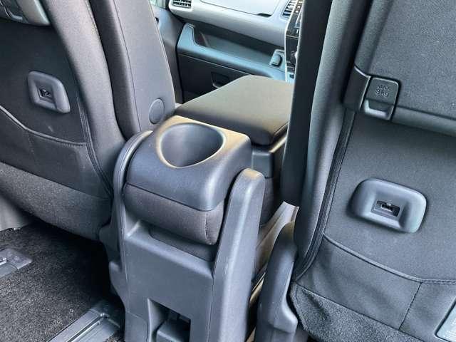 �㕔���Ȃɂ��t�r�a����������Ă�̂Ōg�тȂǂ̏[�d���\�ł���