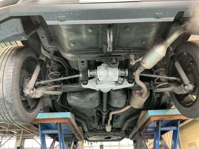 ライズ １．０　Ｚ　４ＷＤ　純正ナビ　全周囲カメラ　ＥＴＣ　リモスタ（8枚目）