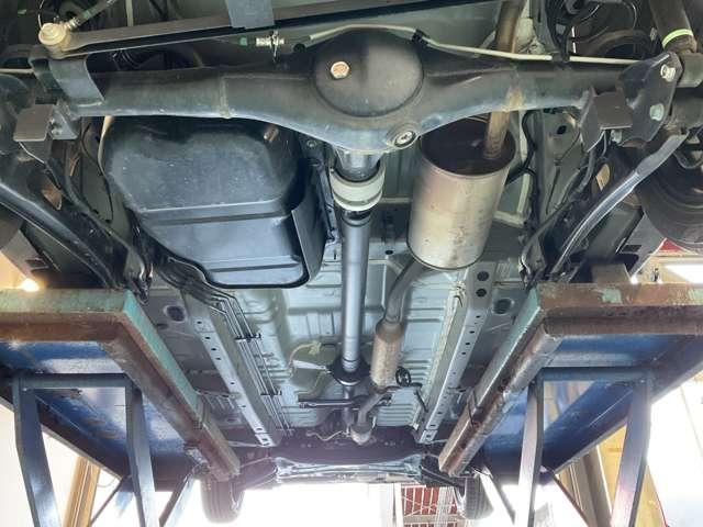 �����i�}�t���[���j�̂��ʐ^�ł����@�����̎K�~�߂Ƌ��ɁA�N�P��̎{�H�ڈ��̃}�t���[�h�K�Ŗ��N�����e�i���X����ƒ��������܂��i�O�n�O�j