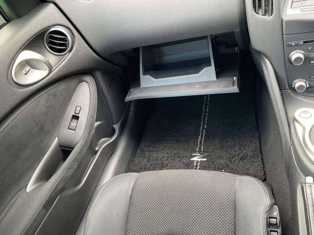 フェアレディZ 3.7 バージョン T 純正ナビ バックカメラ ドラレコ ETC(25枚目)