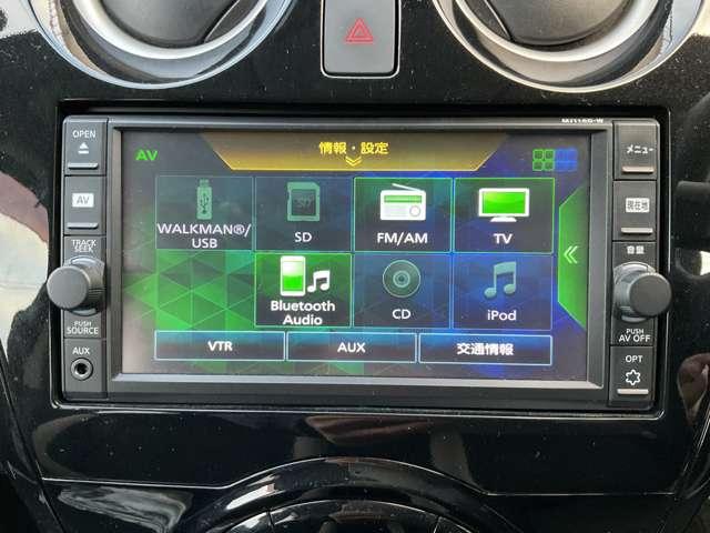 �V�C���`�����i�r�Q�[�V�����t���A�s���������Ɉē����Ă���܂��B�a�����������������Ōg�јA���ł̉��y�Đ���b�c���\�ł���