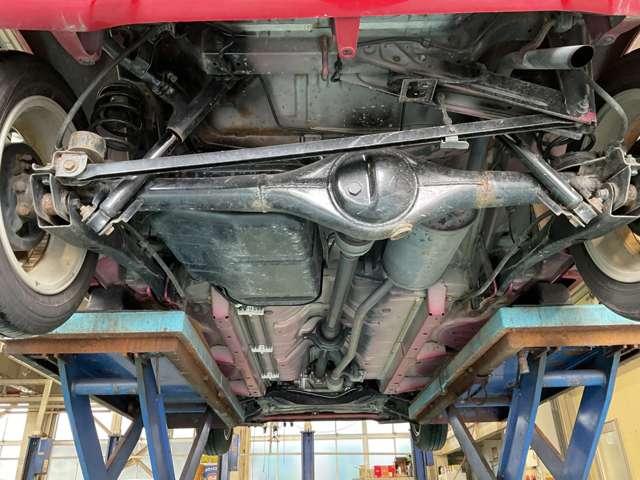 �����i�}�t���[���j�̂��ʐ^�ł����@�����̎K�~�߂Ƌ��ɁA�N�P��̎{�H�ڈ��̃}�t���[�h�K�Ŗ��N�����e�i���X����ƒ��������܂��i�O�n�O�j