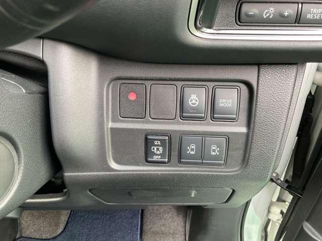 �����d���X���C�h�h�A�͉^�]�Ȃ�����J�\�ł����s�u�L�b�g�A�A�C�h�����O�X�g�b�v�̃I�t�{�^���A�h���C�u���[�h�X�C�b�`�͂�����