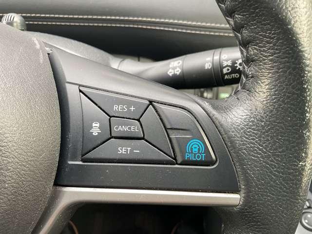 セレナ ２．０　ハイウェイスター　プロパイロット　エディション　４ＷＤ　７インチ純正ナビ　ＥＴＣ　ＵＳＢ（3枚目）