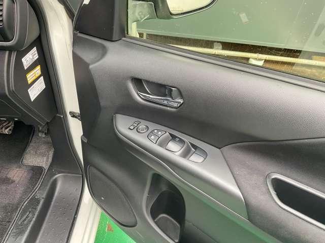 セレナ ２．０　ハイウェイスター　プロパイロット　エディション　４ＷＤ　７インチ純正ナビ　ＥＴＣ　ＵＳＢ（32枚目）