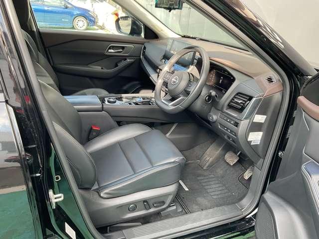 �X�ܓW����ɂ��펞�I�肷����̂��N���}�𑽐��W�����Ă���܂��̂ŁA���Б����^��ŉ�����