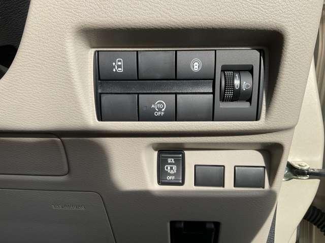 ルークス ６６０　Ｘ　４ＷＤ　９インチ純正ナビ　アラビューＭ　ＵＳＢ（4枚目）