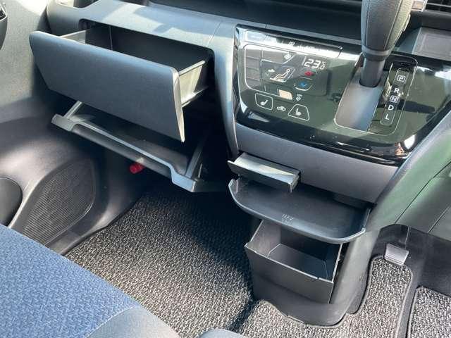 ルークス ６６０　ハイウェイスターＸ　４ＷＤ　純正ナビ　片側電動スライドドア　ＥＴＣ（29枚目）