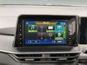 ９インチ純正ナビゲーション付き、行きたい所に案内してくれます。Ｂｌｕｅｔｏｏｔｈで携帯連動での音楽再生やＣＤも可能です☆
