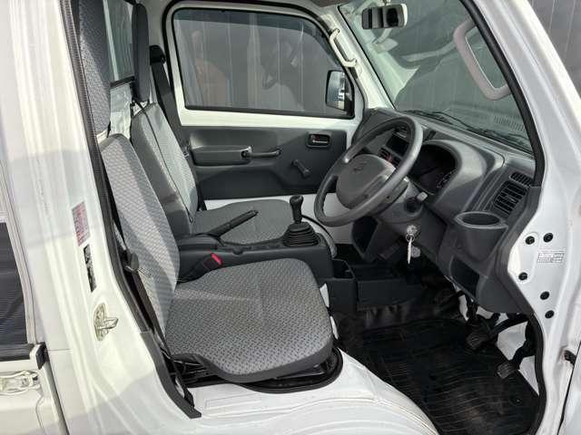 NT100クリッパートラック 660 DX ラジオチューナー/荷台マット(12枚目)