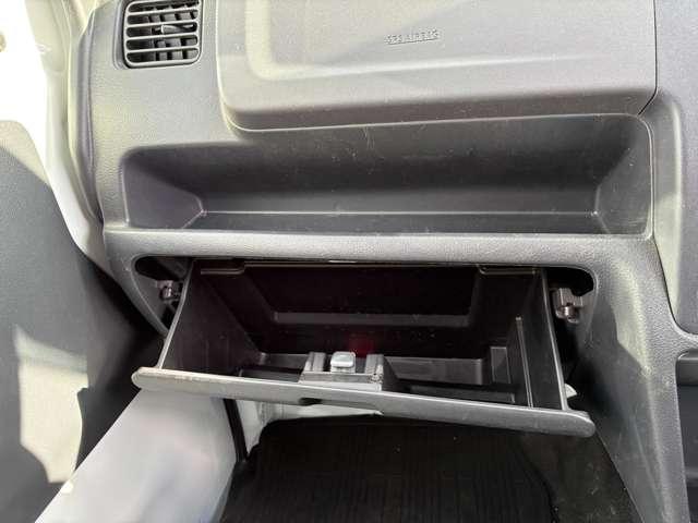 NT100クリッパートラック 660 DX ラジオチューナー/荷台マット(19枚目)
