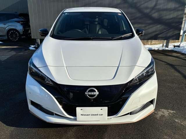 リーフ ｅ＋　Ｘ　９０周年記念車　プロパイロット／ＥＴＣ２．０（5枚目）