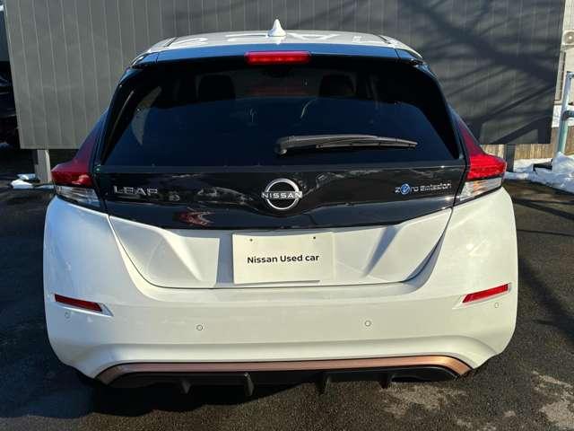 リーフ ｅ＋　Ｘ　９０周年記念車　プロパイロット／ＥＴＣ２．０（8枚目）