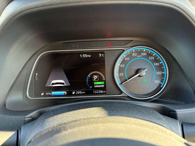 リーフ ｅ＋　Ｘ　９０周年記念車　プロパイロット／ＥＴＣ２．０（13枚目）