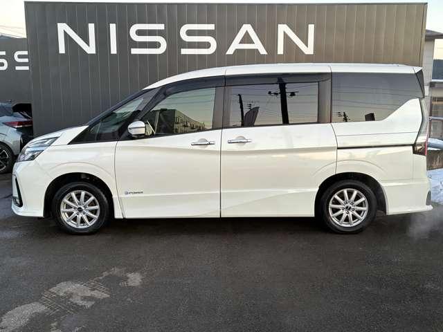 セレナ 1.2 e-POWER ハイウェイスター V プロパイロット/ドライブレコーダー(6枚目)