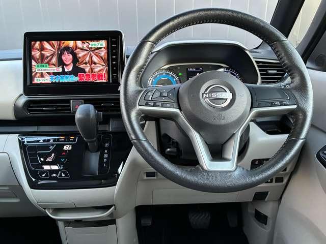 ルークス 660 X 4WD 日産純正ナビ/アラビューM(2枚目)