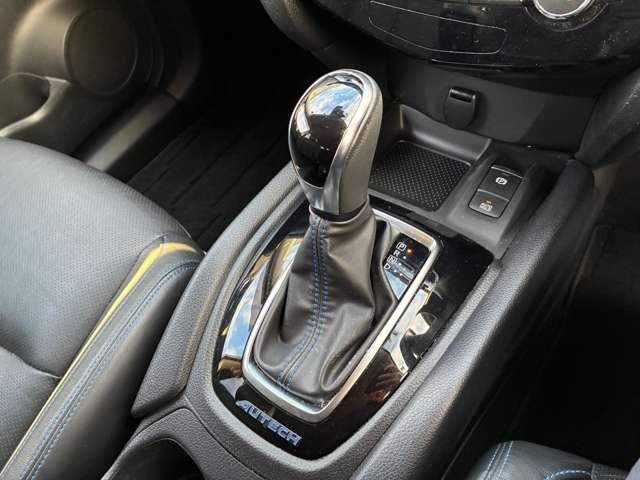 �V�t�g���o�[�A�d���p�[�L���O�u���[�L�A�I�[�g�u���[�L�z�[���h�ɂȂ�܂��I�I�[�g�u���[�L�z�[���h�@�\�́A�M���҂��ȂǂŒ�Ԓ��Ƀu���[�L�͂�ێ�����@�\�ł��B