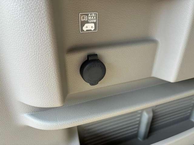 �g�����N���ɂ͓d���\�P�b�g���������܂��i�O�O��