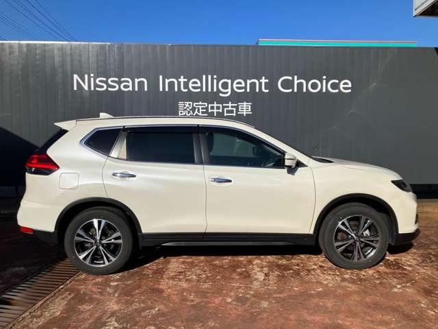 エクストレイル ２．０　２０Ｘｉ　２列車　４ＷＤ　ワンオーナー車切替４ＷＤ（4枚目）