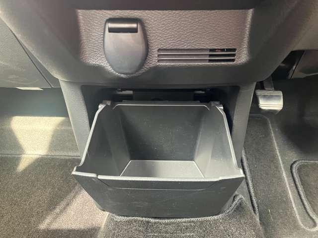 デイズ ６６０　Ｘ　４ＷＤ　９インチナビ　バックカメラ　ＵＳＢソケット（20枚目）