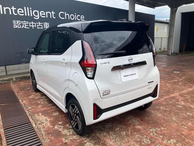 デイズ ６６０　ハイウェイスターＸ　アーバンクロム　プロパイロット　エディション　４ＷＤ　９インチナビ　アラウンドビュー　ＳＯＳコール（9枚目）