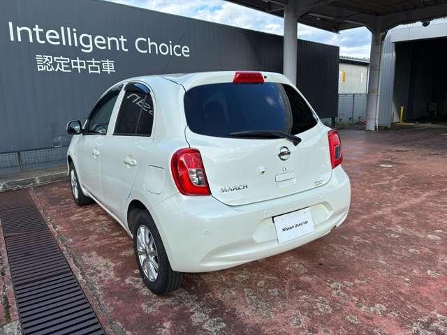 マーチ １．２　Ｘ　Ｖセレクション　７インチナビ　バックカメラ　新品夏タイヤ付（9枚目）