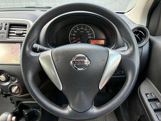 マーチ １．２　Ｘ　Ｖセレクション　７インチナビ　バックカメラ　新品夏タイヤ付（14枚目）