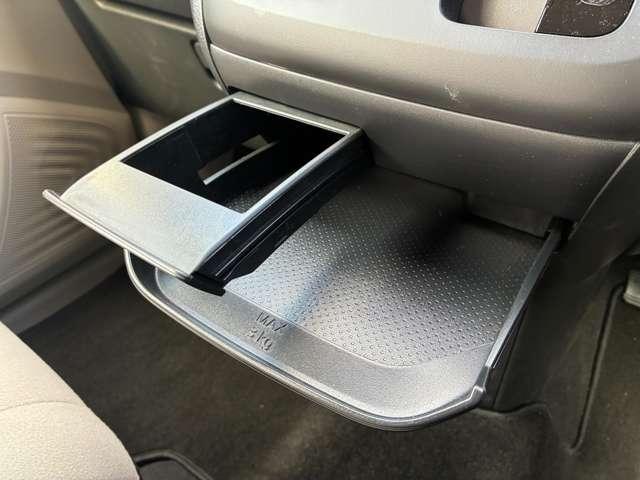 デイズ 660B 4名 9インチナビ バックカメラ 寒冷地仕様(18枚目)