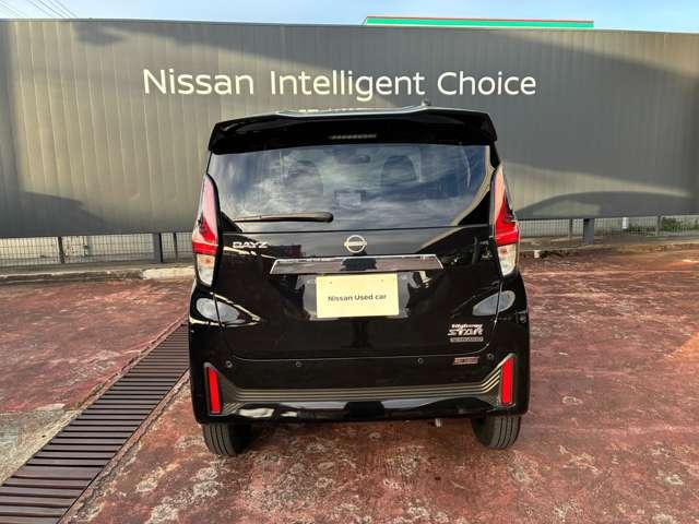 ４ＷＤなので、雪道や雨の日の運転が不安な方も安心です（＊’ω’＊）