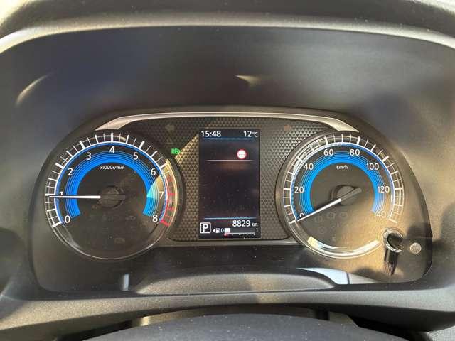 各種設定や時計の時間調整もこちらのメーター画面より可能です★　低走行車でイチオシのお車です（＾＾）