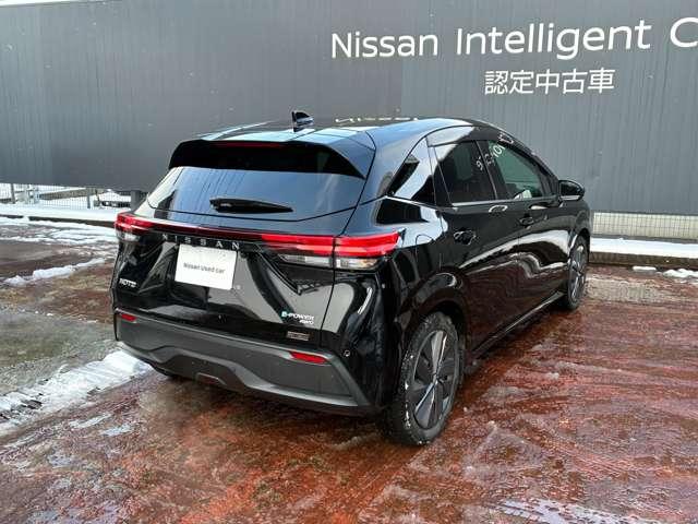 ノート １．２　Ｘ　ＦＯＵＲ　４ＷＤ　９インチナビ　ＥＴＣ２．０　ドラレコ　新品夏タイヤ（8枚目）