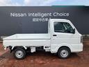 ＮＴ１００クリッパートラック ６６０　ＤＸ　４ＷＤ　ＣＤラジオチューナー　ゴムマット付き（6枚目）